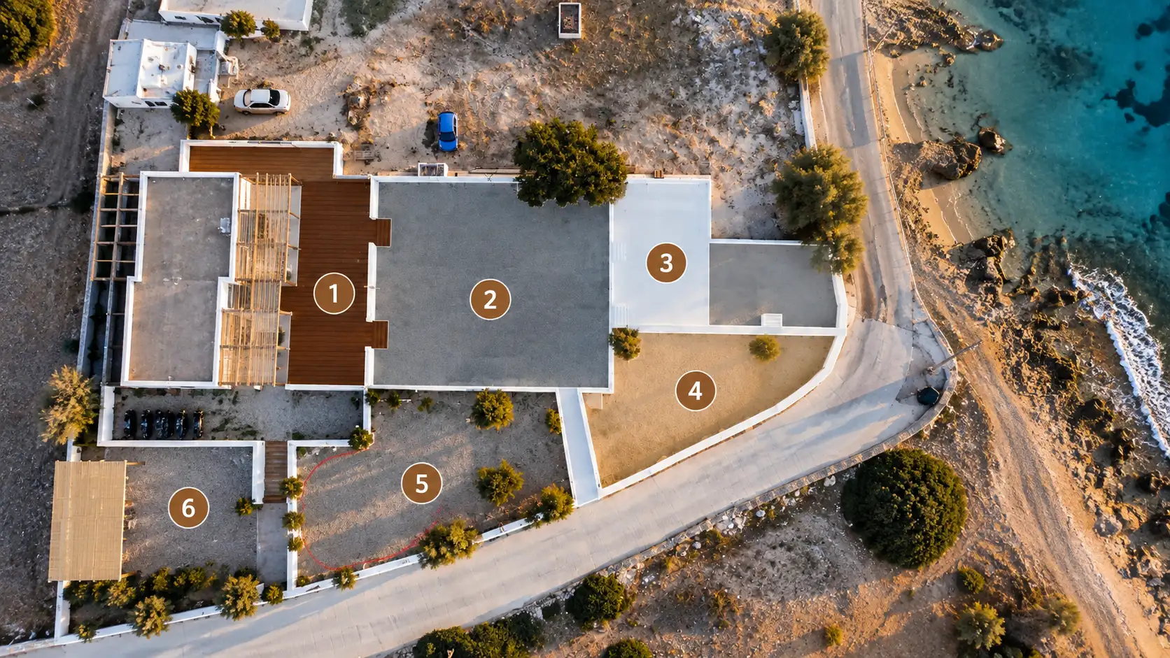 IDOLIA venue layout in Koufonisia